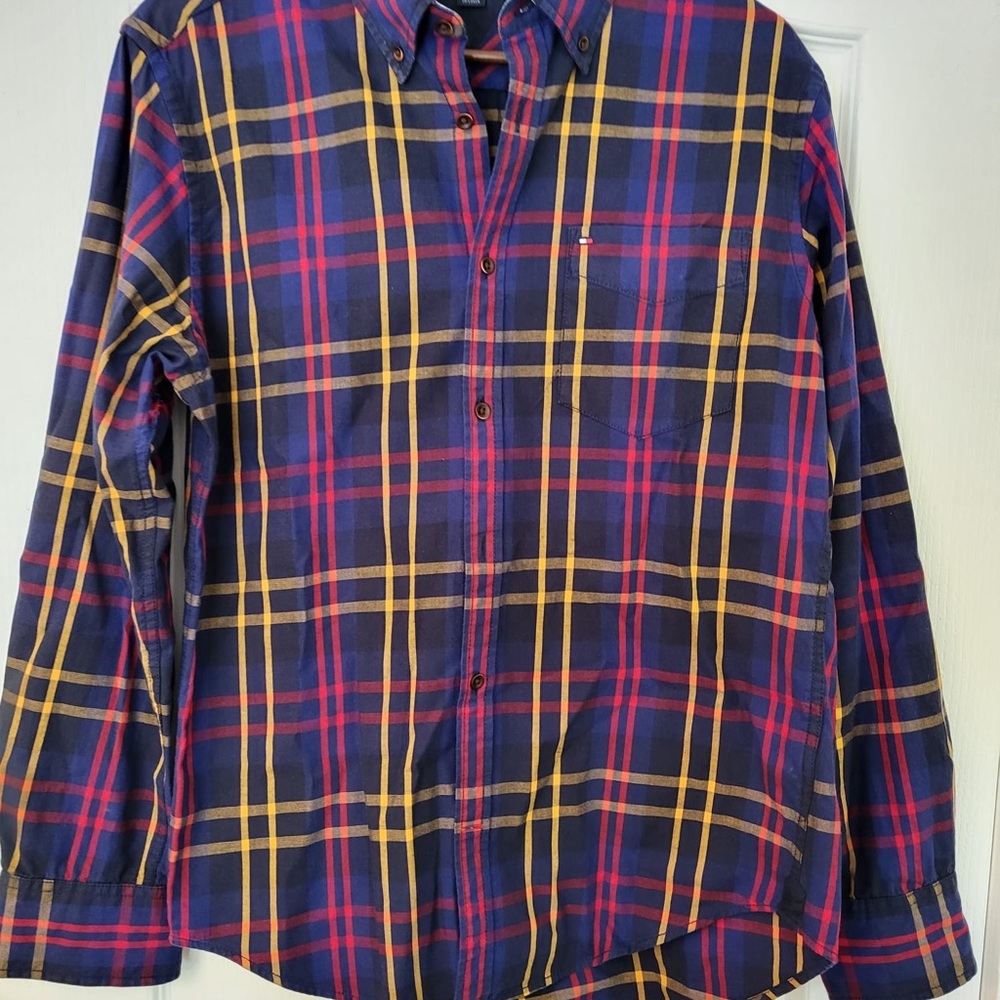 Tommy Hilfiger Men's Plaid Shirt - Navy, Red, and Yellow Medium